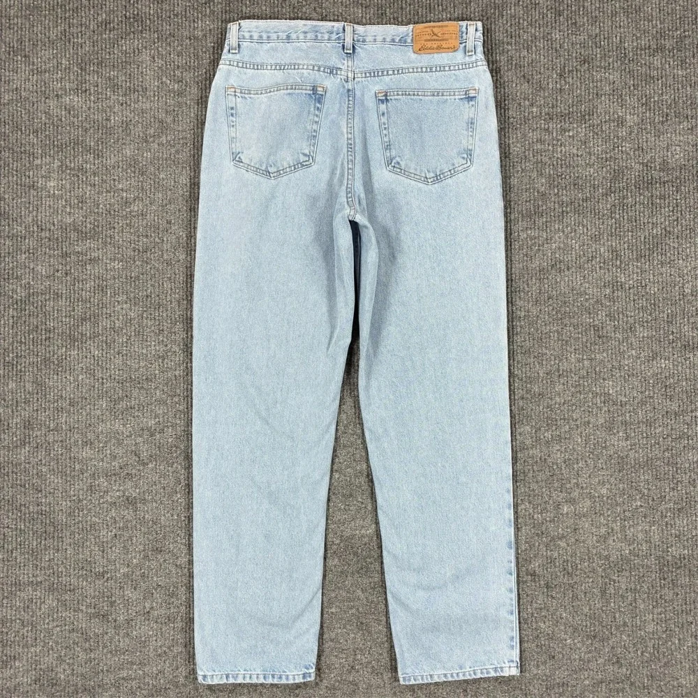 Eddie Bauer Mens Size 35x32 Straight Leg Jeans Light Wash Denim 100% Cotton